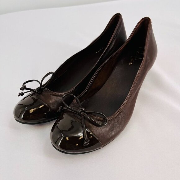 Cole Haan Women's Milly Wedge Pump Size 9.5 Brown LeatherPatent Toe Bow Accent - Picture 5 of 11